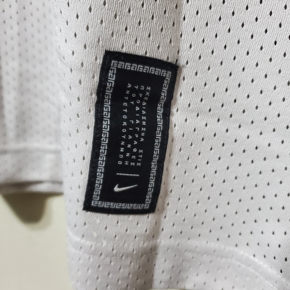 Nike Giannis Short Sleeve 1/4 Zip Shirt - Picture 6 of 9